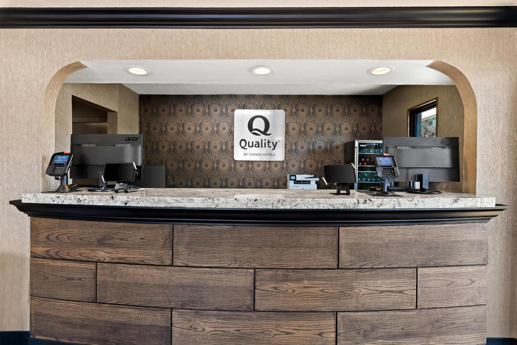 Quality Inn & Suites Dumas Exterior photo